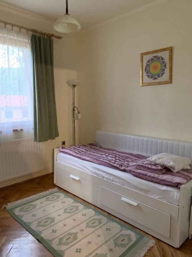 Gyoengyvirag Vendeghaz Villa Noszvaj Eksteriør billede